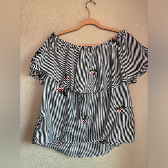 Miss Me Black and White Striped Floral Embroidered Off The Shoulder Blouse L - Picture 7 of 8